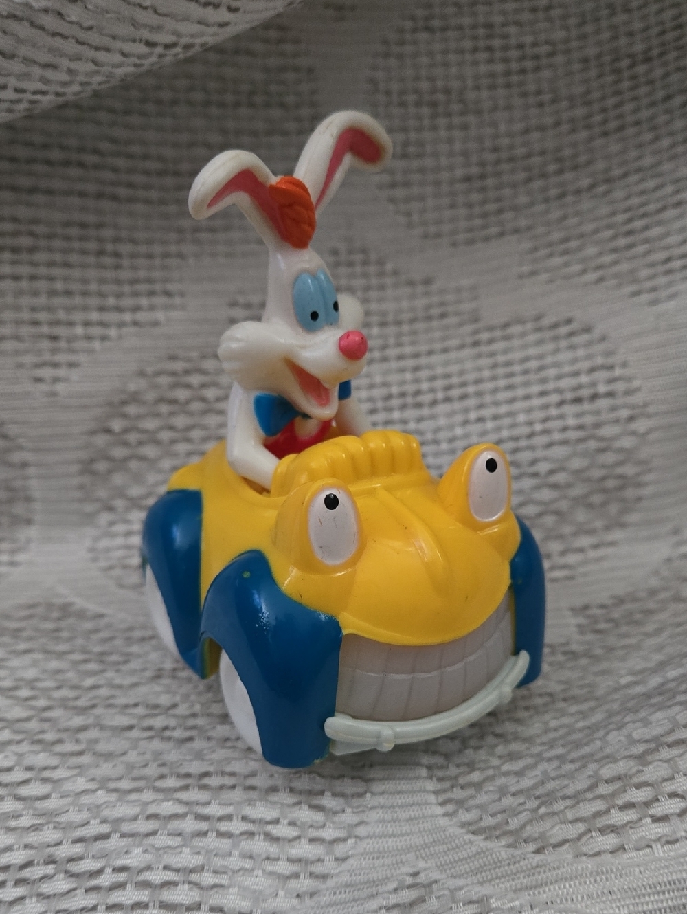 Vintage 1990s McDonald's "Who Framed Roger Rabbit" Benny the Cab View Finder Toy